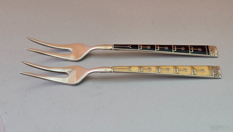 SET of 2 VERMEIL STERLING ENAMEL APPETIZER FORKS HESTENES NORWAY