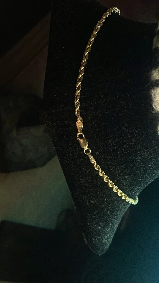 Real 10k Gold Cross Pendant with Rope chain - Image 3 of 3