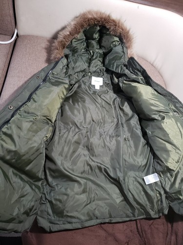 OLD NAVY WINTER PARKA - Picture 5 of 11