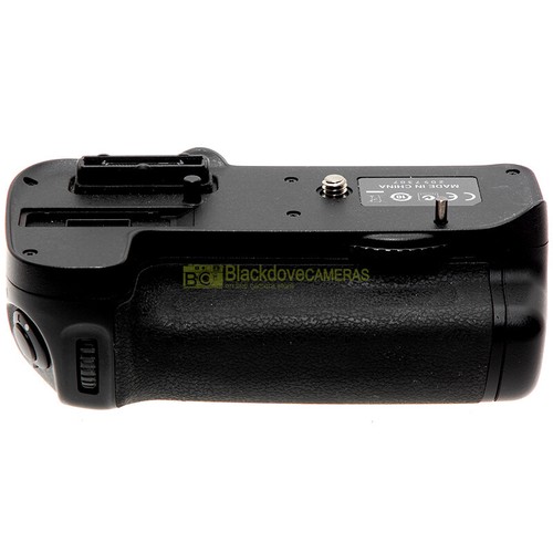 Impugnatura verticale MB-D11 per fotocamera Nikon D7000. Battery Grip - Imagen 2 de 5