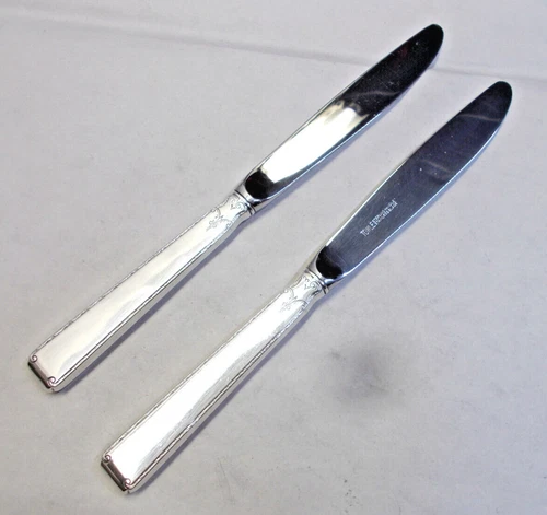 2 OLD LACE STERLING SILVER DINNER KNIVES 9"-ELEGANT 1939 FINE TOWLE