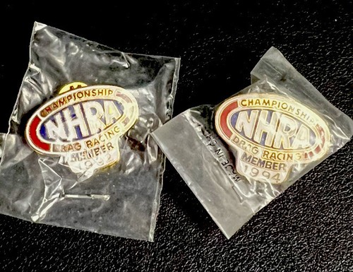 NHRA Membership Package - 94 Rulebook, Patch, Sticker & 92 und 94 Pin - Bild 5 von 5