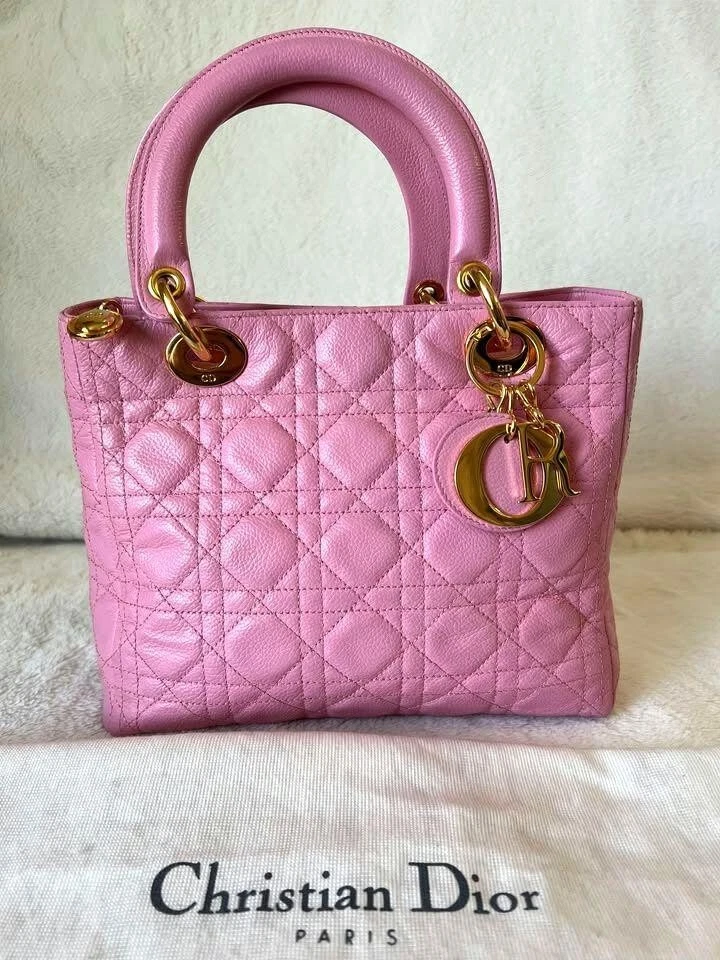 Sac à main CHRISTIAN DIOR Lady Dior moyen vintage cuir d'agneau rose