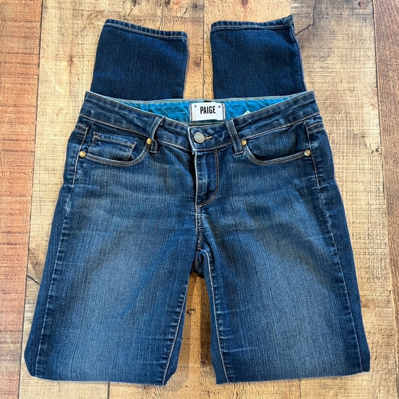 Paige Jeans Skyline Skinny Carson Wash Size 26 Everyday Essential  thumbnail 4