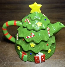 Coco Dowley Ceramic Christmas Tree Teapot Made In Taiwan 7" Tall