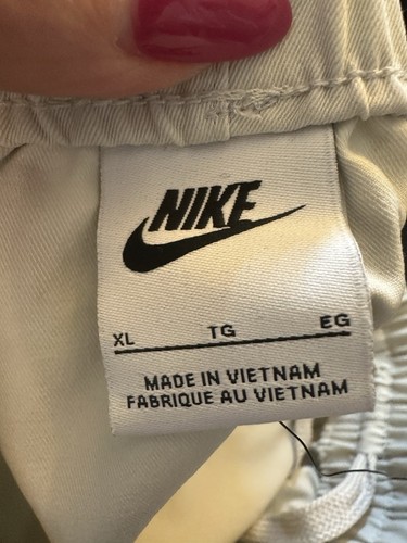 Nike Sportswear Cargo Pants Oversized Kids XL (women’s M) Light Bone Y2K NWT - Picture 10 of 13