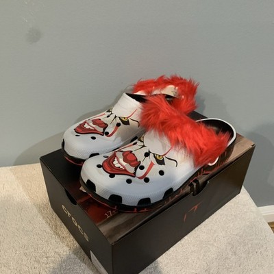 Size 10 Crocs x IT Chapter 2 Pennywise Classic Clog Mens  display picture 2