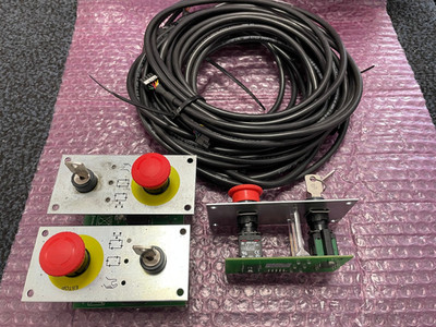 STAUBLI D23171300 C WMS Box Robotersteuerung - 3 Stück mit Anschlusskabel