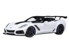 AUTOart 1/18 Chevrolet Corvette C7 ZR1 white Model Car Japan