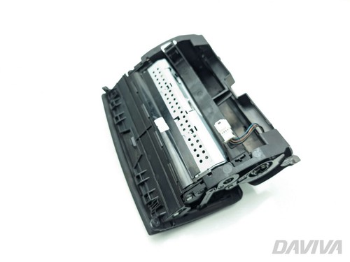 Mercedes-Benz C-Class Compartimento de almacenamiento del tablero 2010 Saloon - Imagen 5 de 11