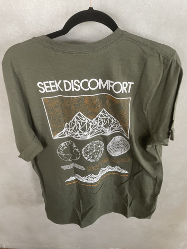 Men’s Seek Discomfort Summit Beyond Trail Tee Olive Green Size L - Picture 2 of 4