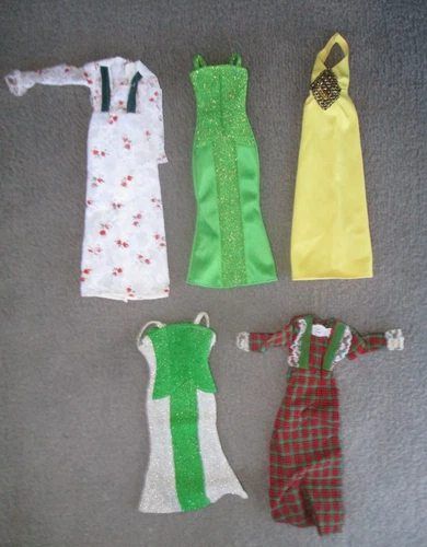 Vintage Barbie Clone 1970s 1980s MONTGOMERY WARD BARBIE CROWD MIXED LOT Mego