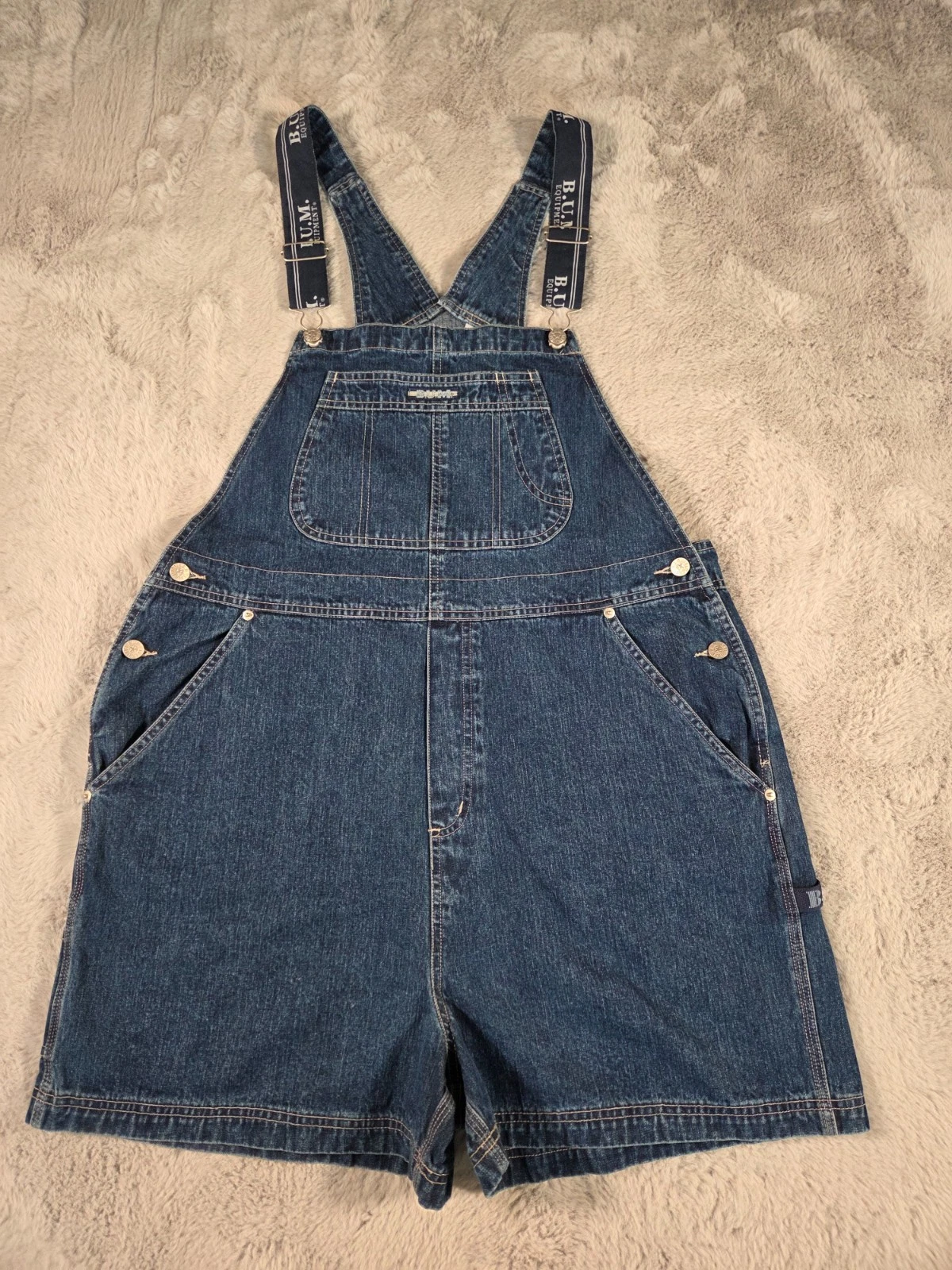 BUM Equipment Bib Overalls Shorts Womens XL Blue Denim Vintage 90s Y2K Shortalls
Opens in a new wind