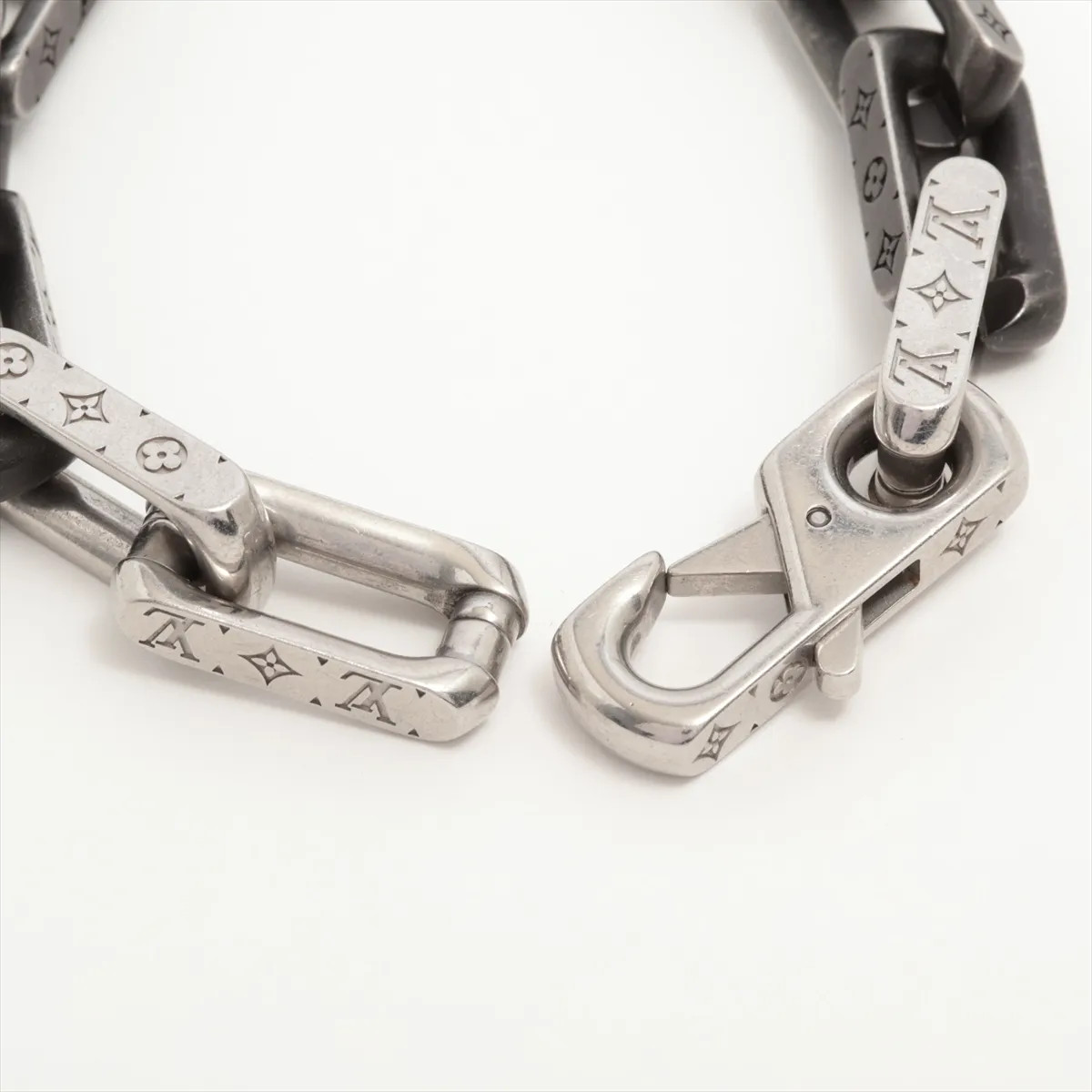 Louis Vuitton M00686 Bracelet monogram chain LE0275 Bracelet M metal Black × Sil thumbnail 4
