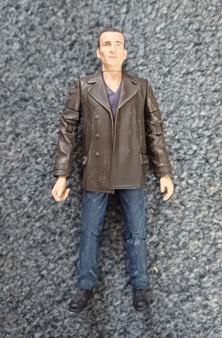 DOCTOR WHO NINTH 9TH DOCTOR Action Figure 5.5 - Purple Jumper 2022 release VGC