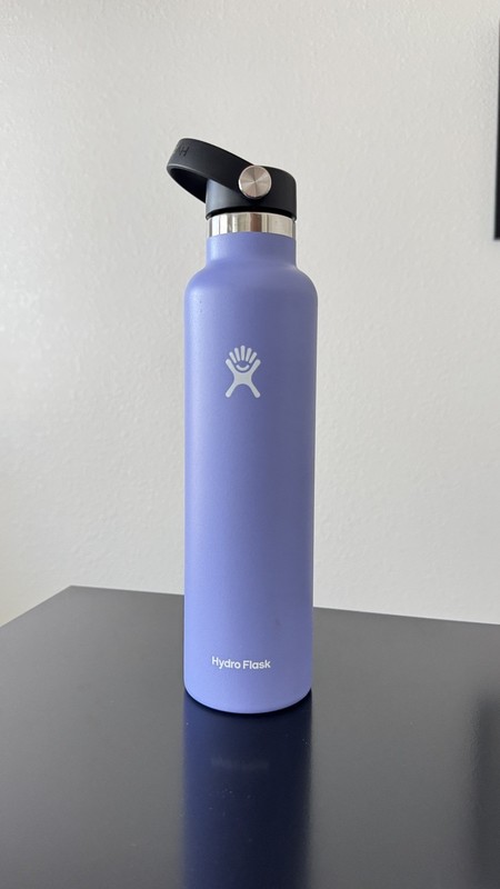 Hydro Flask 24 oz Lupine Blue Insulated Standard Flex Cap Stainless Steel Bottle