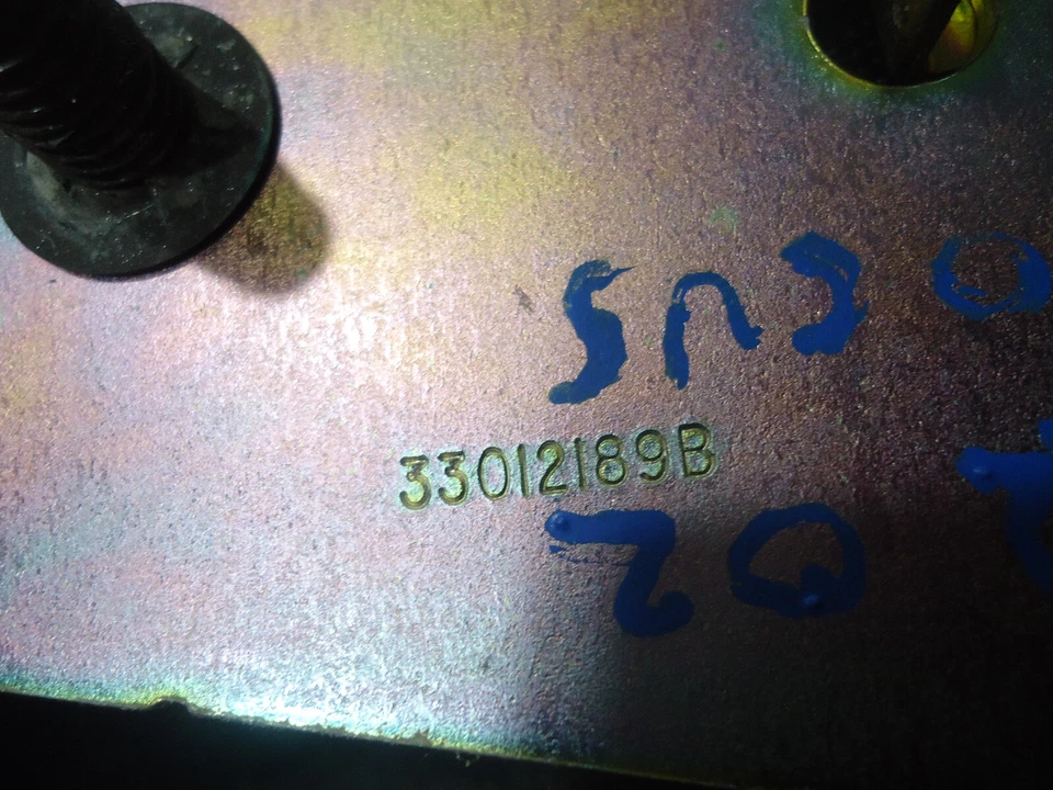 2002 FORD FOCUS SE SEDAN REAR LEFT SEAT BELT Foto 3 de 4