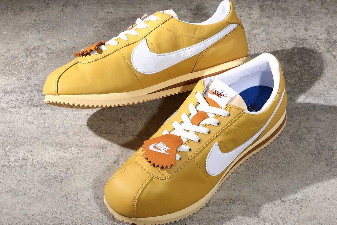 Nike Cortez Running Rabbit Wheat Gold FD0400-725 US 8.5 - 11 Nike Cortez Running Rabbit Wheat Gold FD0400-725 US 8.5 - 11