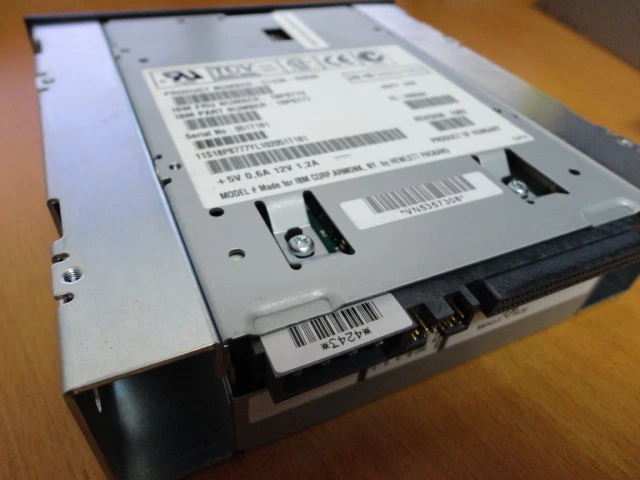 IBM DAT72 DDS5 SCSI LVD 18p8779 18p8777  Internal Tape Drive 95P1988 95P1986 - Image 2 of 2