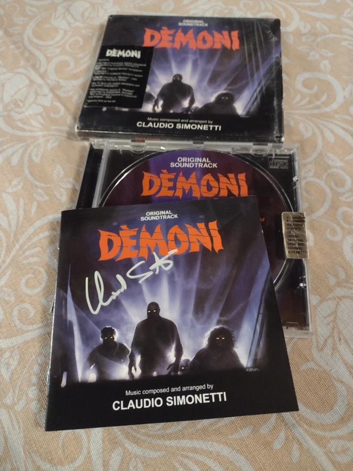 AUTOGRAFATO CLAUDIO SIMONETTI DARIO ARGENTO DEMONI OST CD DEEP RED COME NUOVO - Immagine 3 di 4