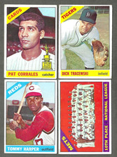 1966 Topps #137 Pat Corrales #378 Tracewski #214 Harper #172 NY Mets 4 card lot