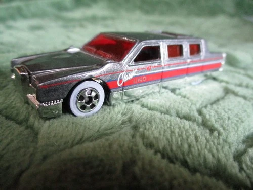 Hot Wheels  Loose  40th Anniversary Exclusive Color Limozeen