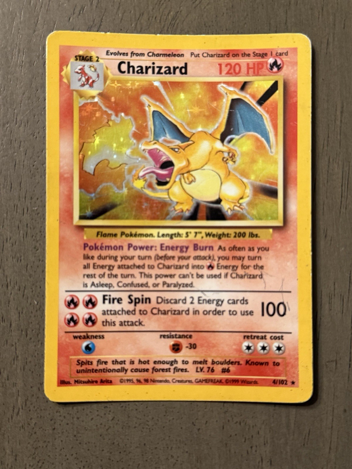 1999 POKEMON TCG CHARIZARD BASE SET HOLO 4/102