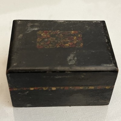 Vintage handbemalte Briefmarkenbox aus Holz, Halter, Klappdeckel Blumenmuster