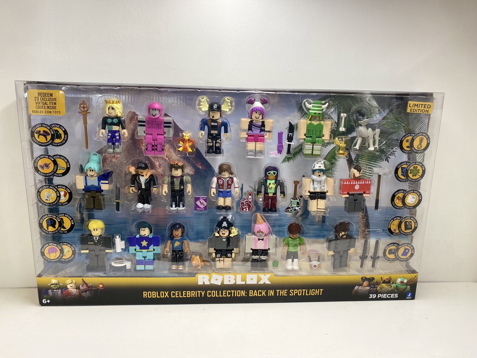 Roblox Toys Celebrity 20 Figure Pack Back In The Spotlight Limited Edition  Codes 191726413073