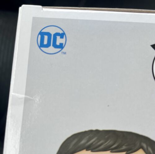 Selina Kyle Chase Funko Pop! Movies: The Batman Vinyl Figure - Picture 2 of 6