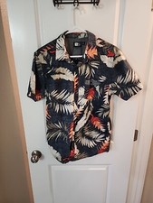 Rip Curl Surf Mens Shirt Size S Hawaiian Floral Palms Button Up Down