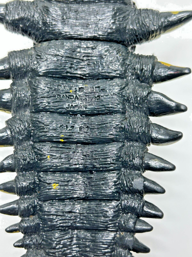 BANDAI Vintage 1992 Battra Larvae 8" Soft Vinyl Figure Godzilla - Picture 14 of 14