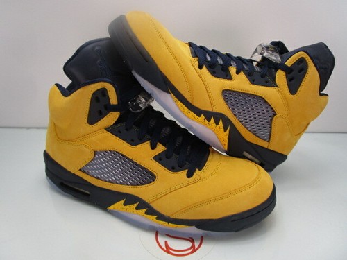 jordan 12 michigan 2019