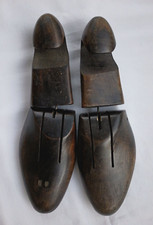 Vintage J. V. Shoe Tree Co. Brockton, MA Twist to Adjust Brown Wooden Shoe Trees