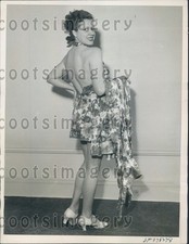 1937 Woman Models Sunsuit w Pool Coat 1930s Press Photo