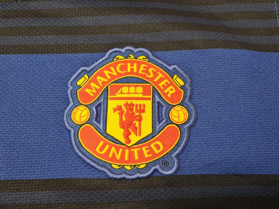 CAMISETA DE FUTBOL MANCHESTER UNITED 2011 2012 VISITANTE CAMISETA DE FUTBOL AZUL NIÑOS sXL NIKE Foto 4 de 4
