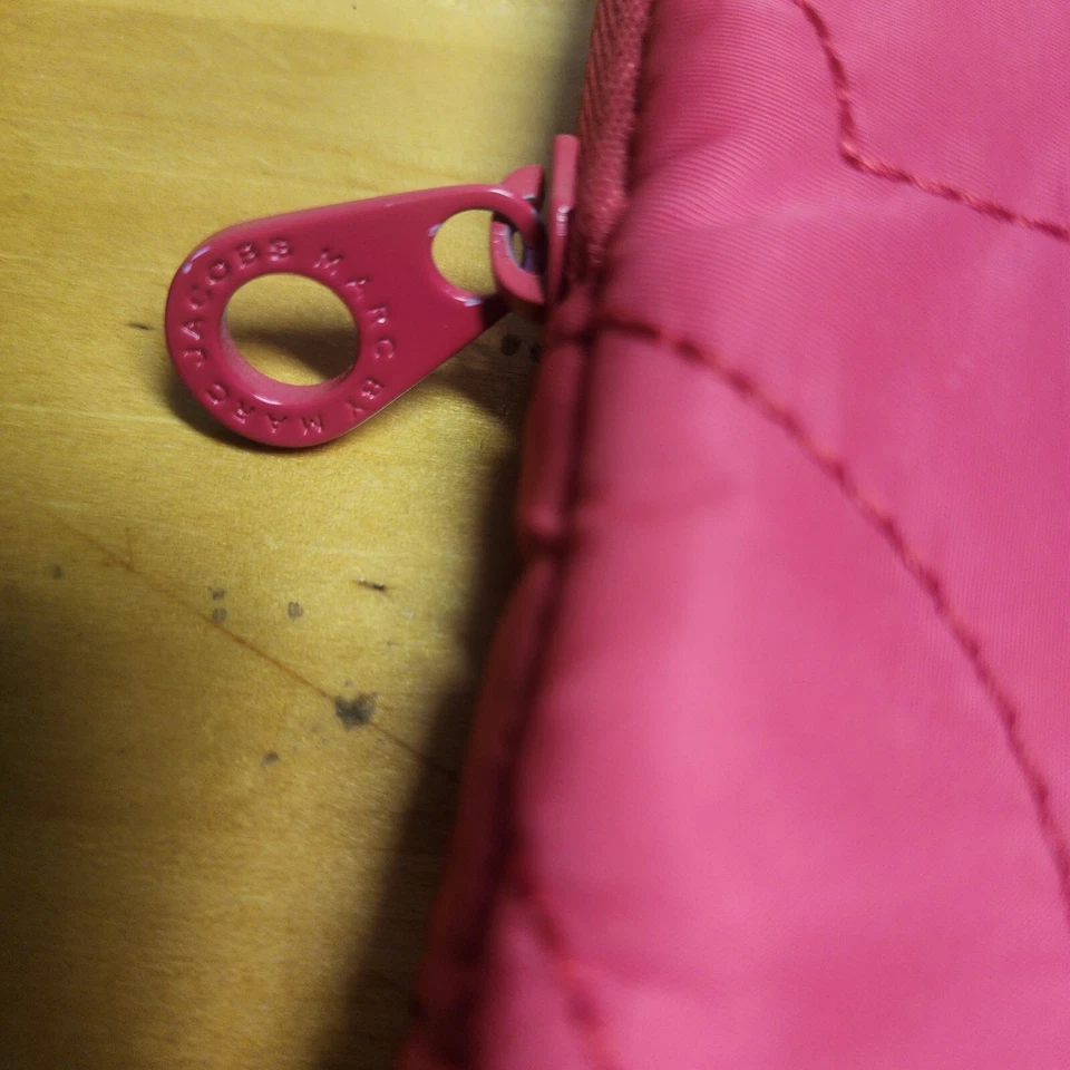 MARC BY MARC JACOBS iPad Case Pink 8” X 10.5” Quilted Nylon - Image 3 of 4