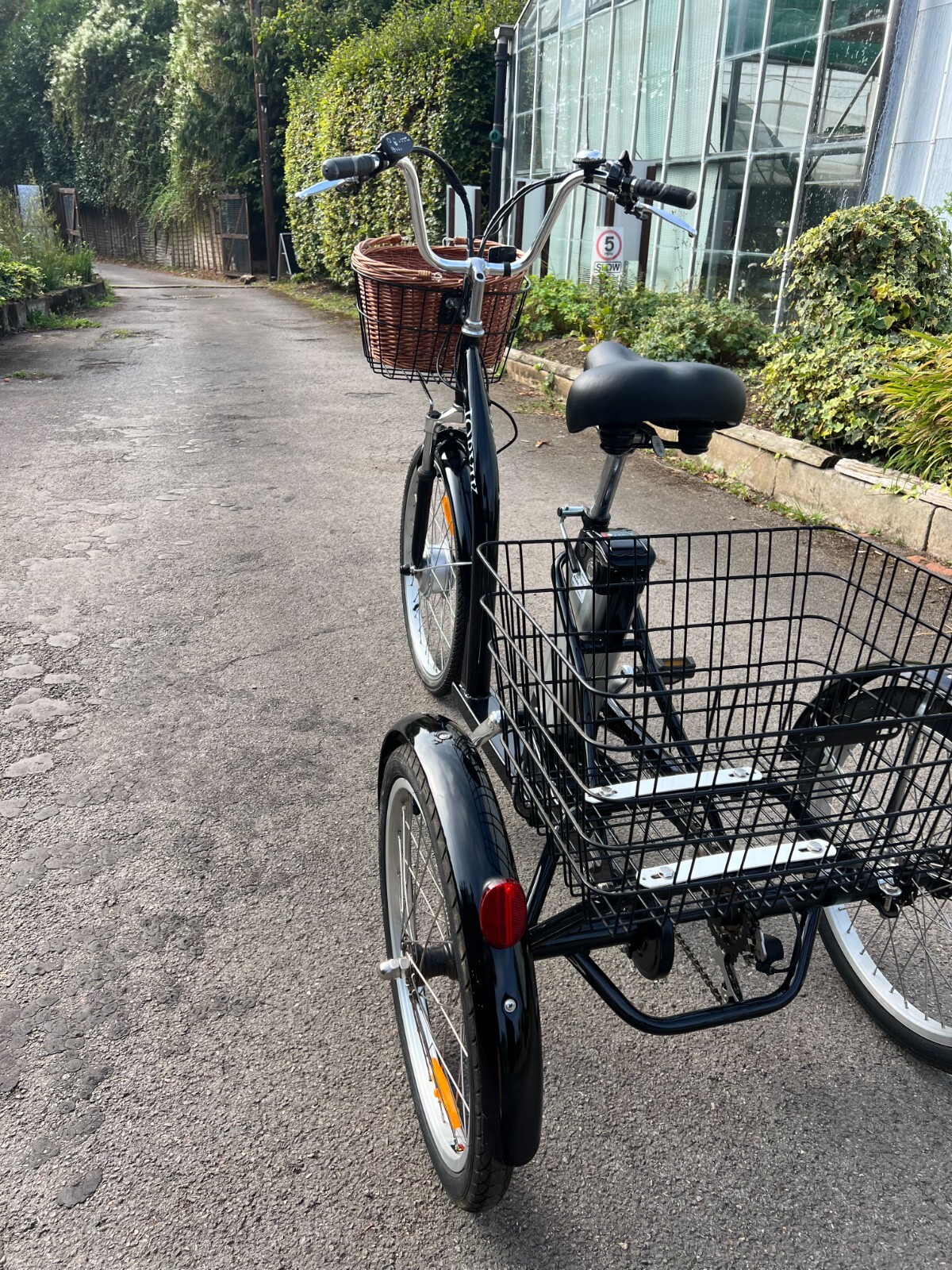 Jorvik electric tricycle, 250w, low step through, barely used