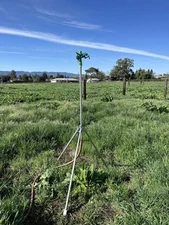 COMMERCIAL QUALITY TRI-POD SPRINKLER & ATOM 15 1" FULL OR PART CIRCLE LONG THROW