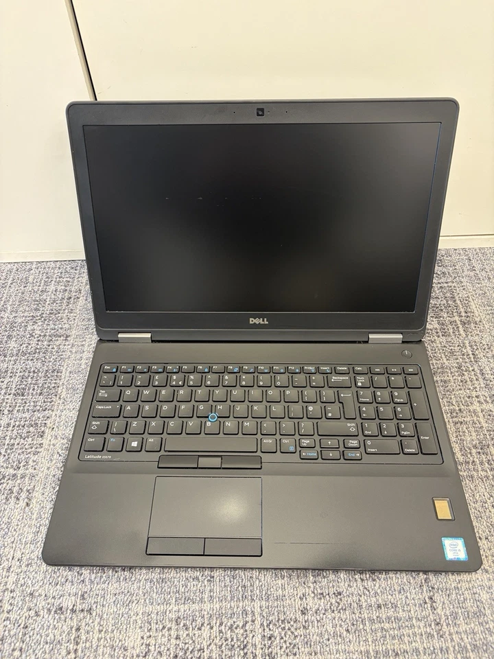Dell Latitude E5570 · i5-6300U · 8GB · 240GB, photo 3 of 5