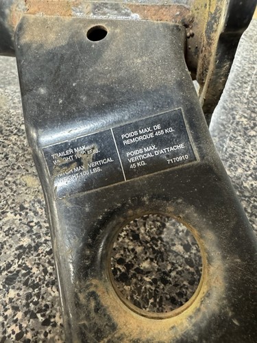 2005 Polaris Magnum 330 Rear Axle Carrier Tube - Picture 3 of 4