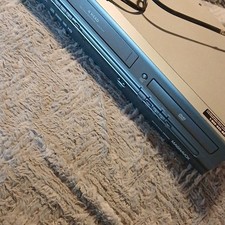 Magnavox MWD2205 DVD/VCR Player 4 Head Silver One Touch Recording Long Play