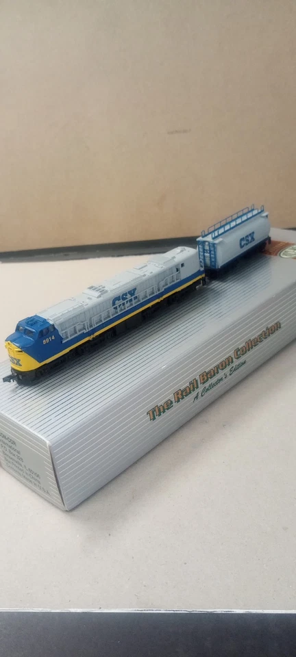 Read/Look N Scale Concor CSX Gas Turbine With Tender - Image 2 of 4