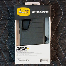 OtterBox Defender Pro Rugged Holster Case Antimicrobial for Galaxy S24 Black