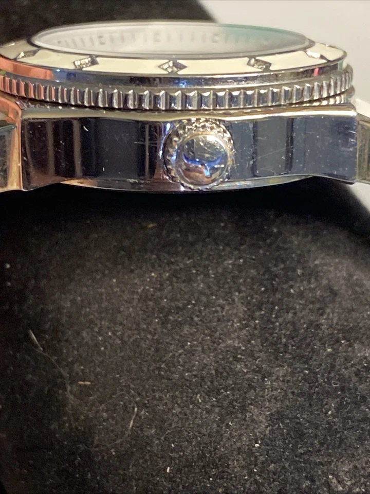 Reloj para mujer Aquaswiss 62LD001 Swissport L único con flores acentuadas con diamantes Foto 4 de 4