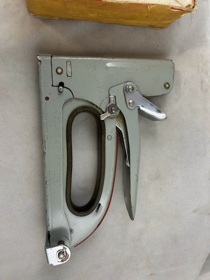 Swingline Vintage Nº Pistola grapadora de alta compresión 200 con caja SIN PROBAR Foto 2 de 4