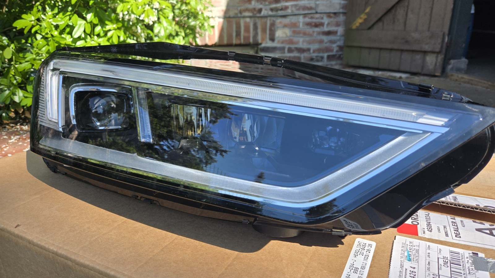 Audi R8 2017 FRONT+RIGHT Headlight P/N 4S0941034B