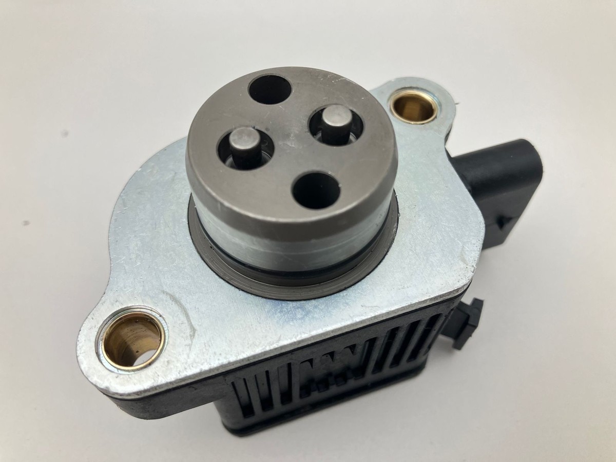 AMG 63 Hubmagnet M177 Auslass A1779821900 Mercedes-Benz 205 213 