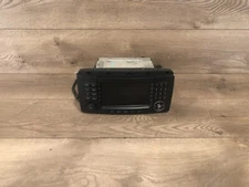 06-08 MERCEDES BENZ W251 R350 R320 AM/FM RADIO NAVIGATION CD PLAYER SCREEN OEM 2