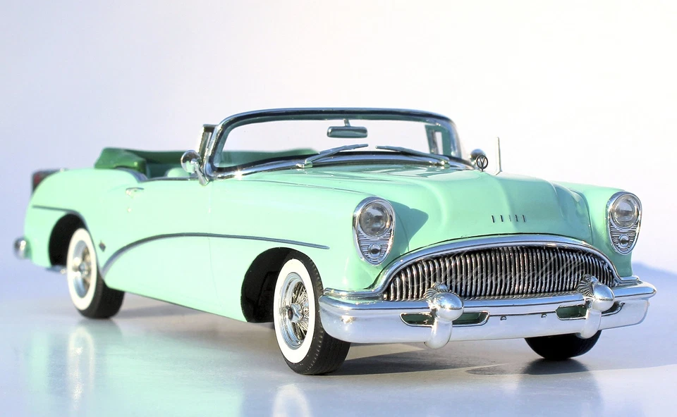 Automodello ONE24 1954 Buick Skylark 1:24 Lido verde certificado de autenticidad LE Foto 3 de 4
